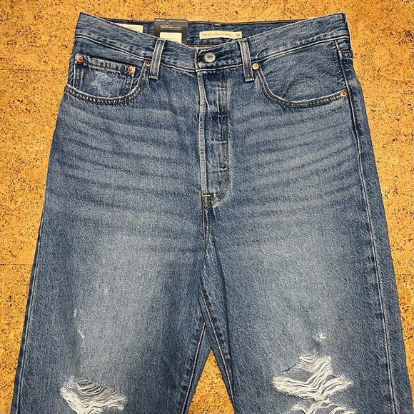 Levi’s Ribcage Straight Ankle Distressed High Rise Jeans NWT Sz 30 x 27 - Picture 3 of 15